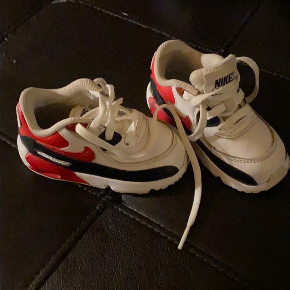 Size 6 worn couple times in good condition
